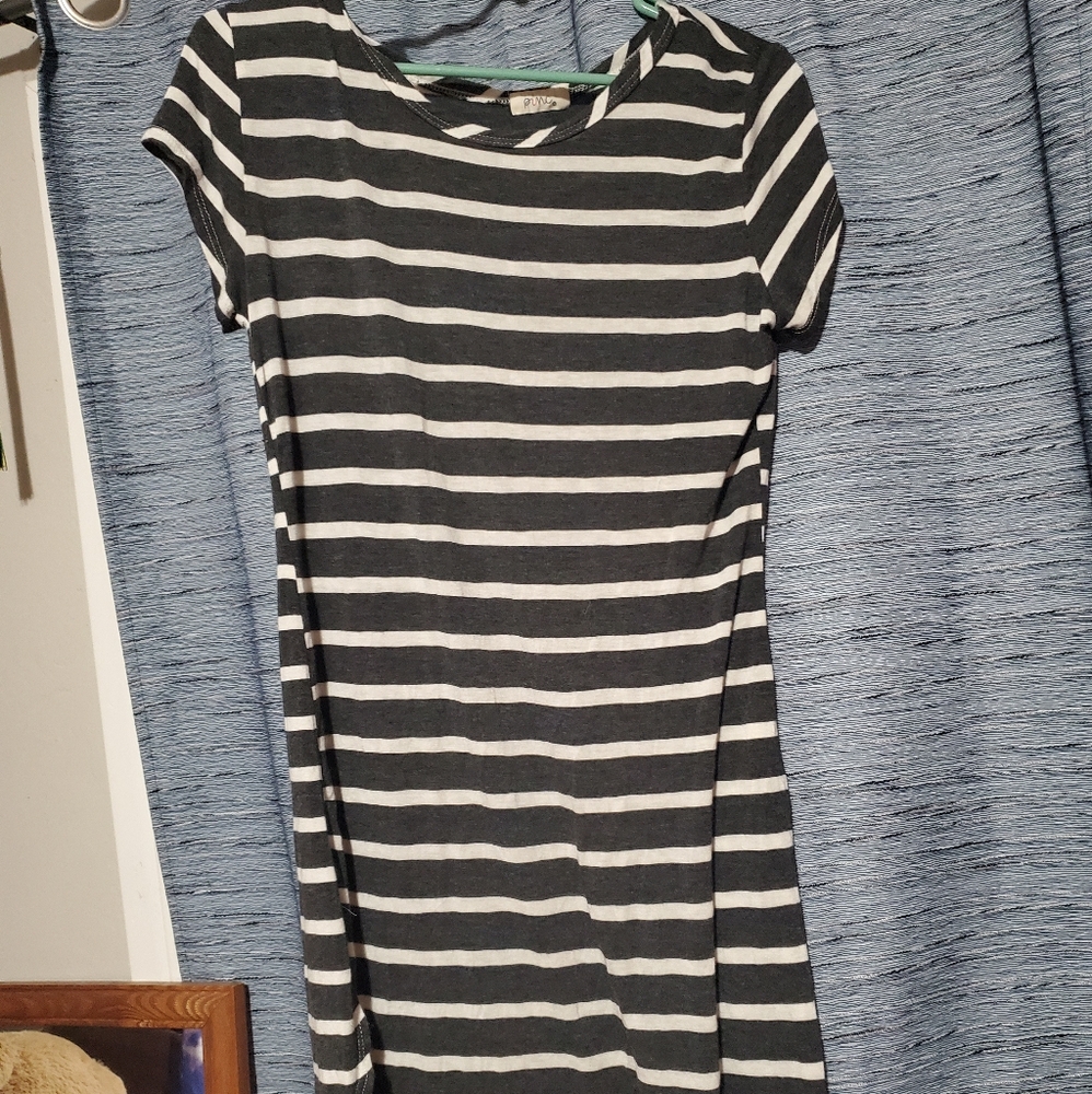 Short dress